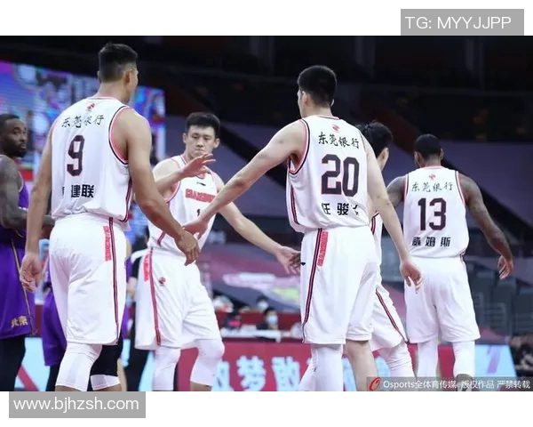 广东中锋缺乏自律浙江引进德甲得分王四名球员缺席北控晨训引关注 广东中锋缺乏自律浙江引进德甲得分王四名球员缺席北控晨训引关注