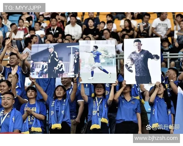 足协杯激战正酣各队争夺荣耀谁将捧起梦寐以求的冠军奖杯 足协杯激战正酣各队争夺荣耀谁将捧起梦寐以求的冠军奖杯